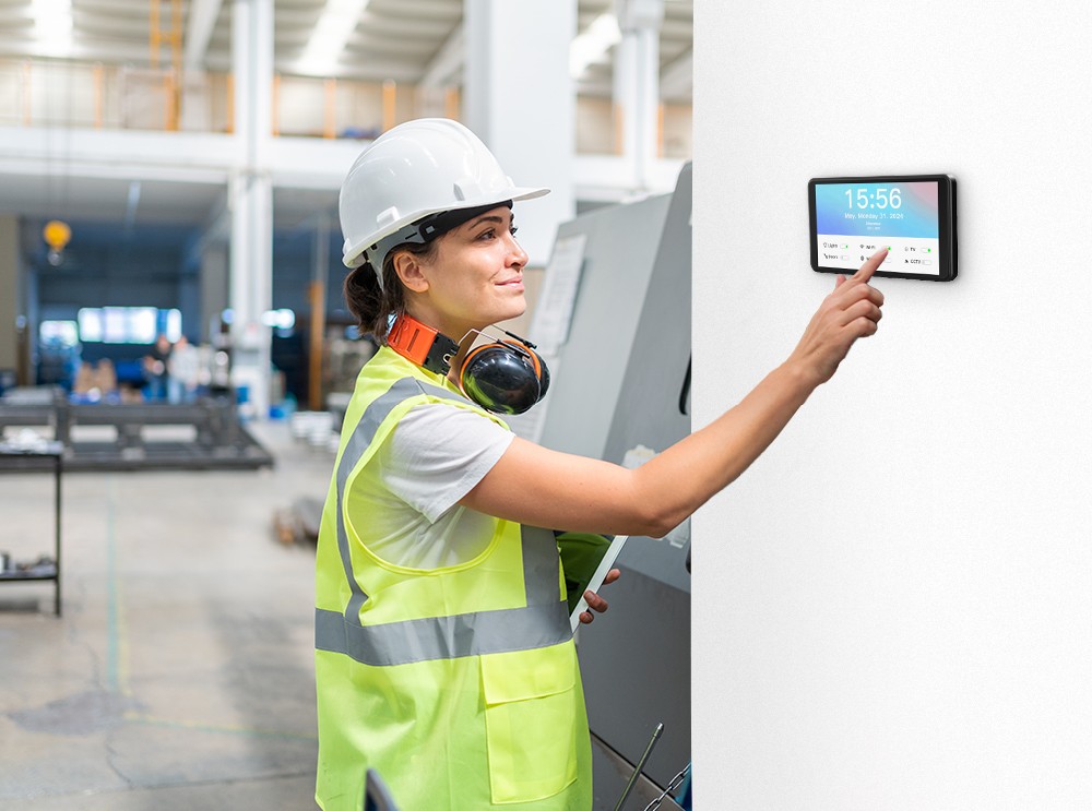 What's the Main Structure and Manufacturing Process of POE Panels